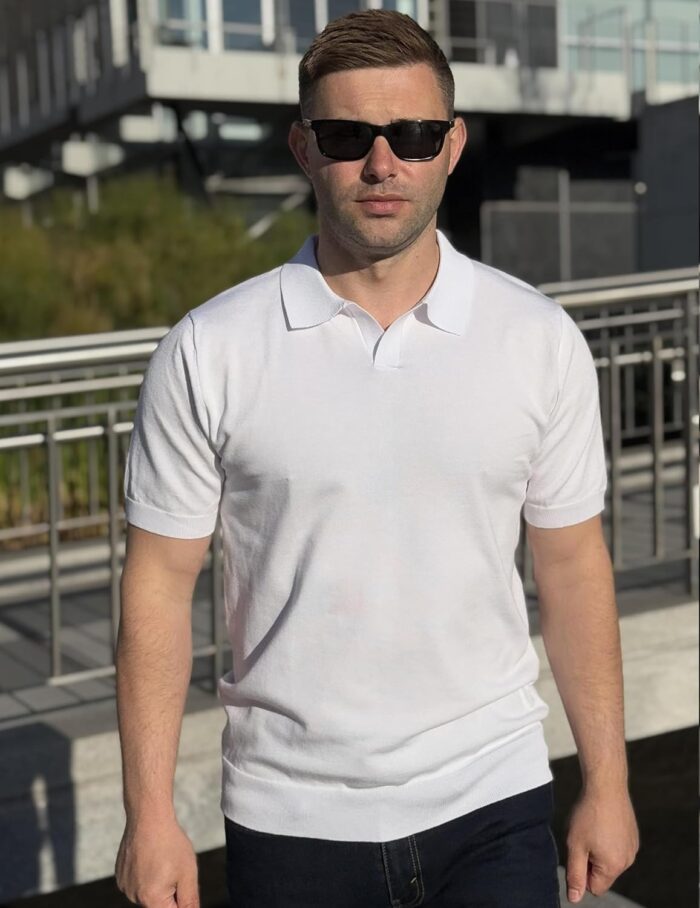 COOFANDY Mens Knit Polo Shirts V Neck Short Sleeve Stretch Polo T Shirt Casual Golf Shirts - Image 2